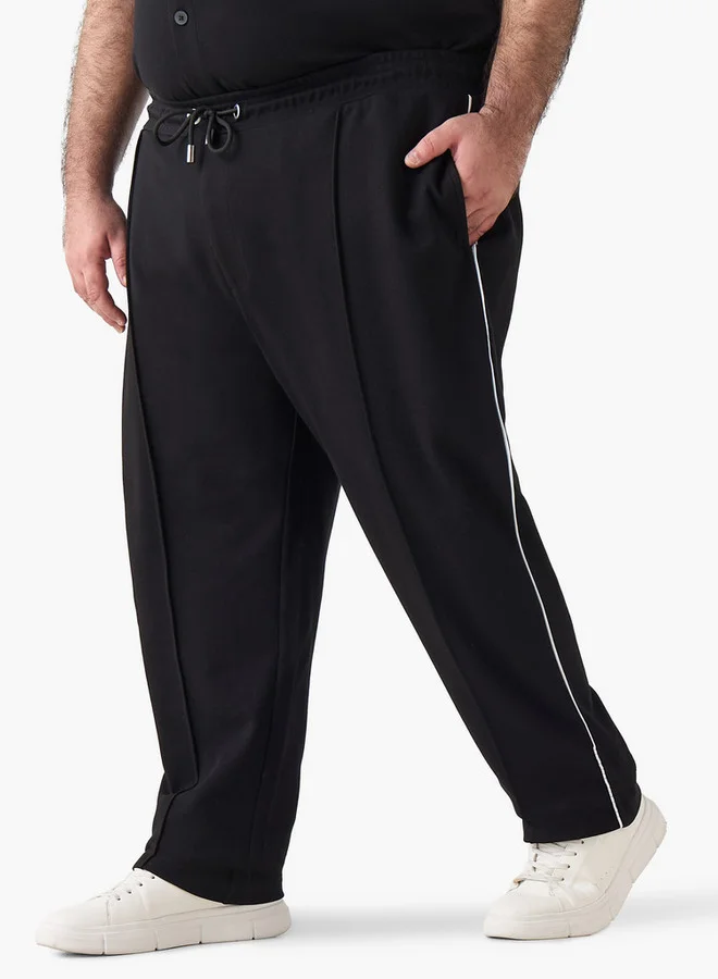 Maxim Men Relaxed Fit Joggers with Drawstring Closure
